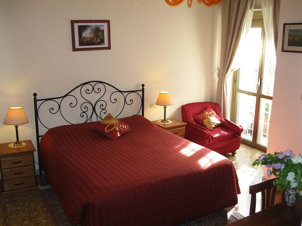 The Condottieri Rooms Rome Exterior photo