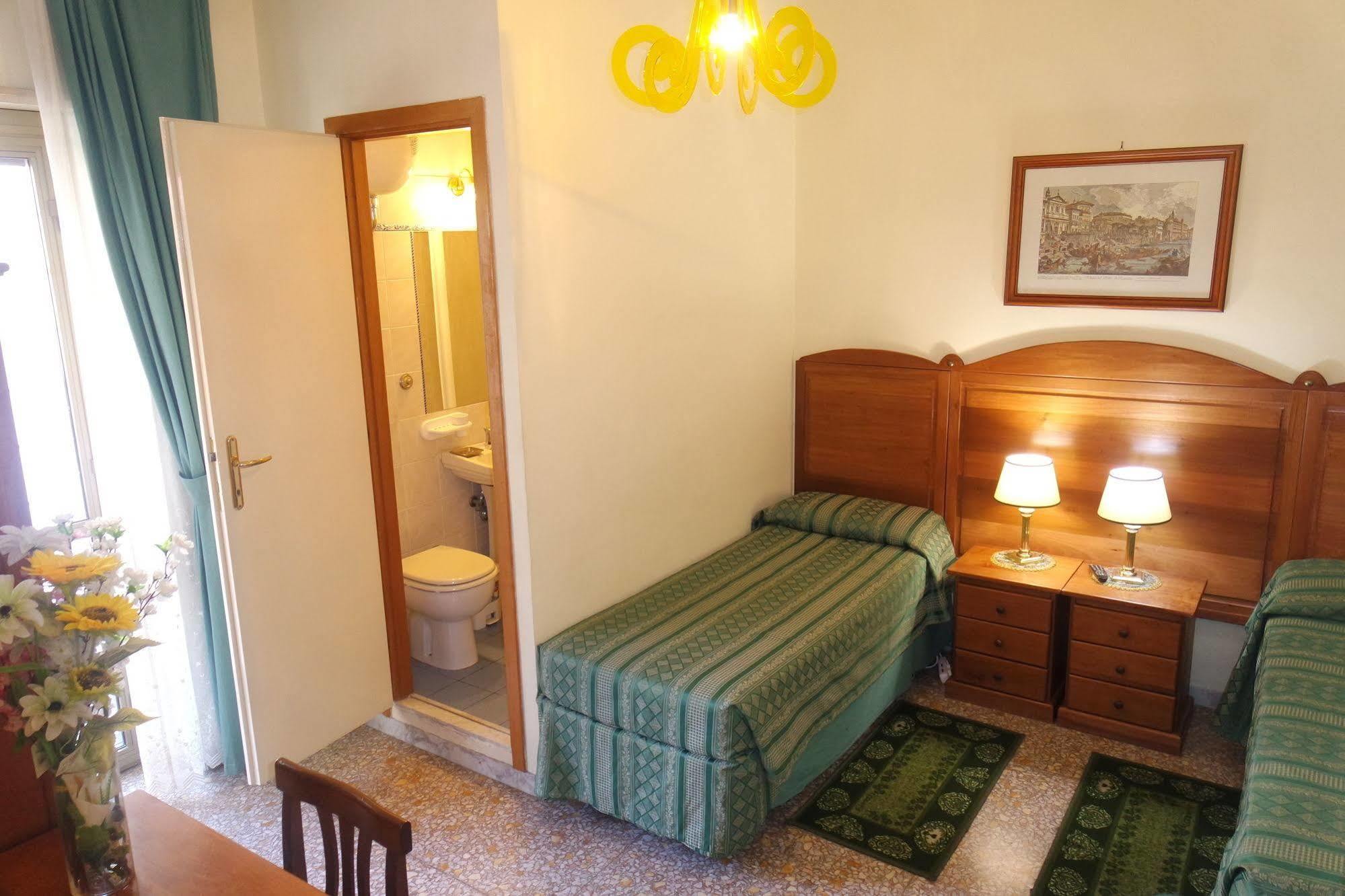 The Condottieri Rooms Rome Exterior photo